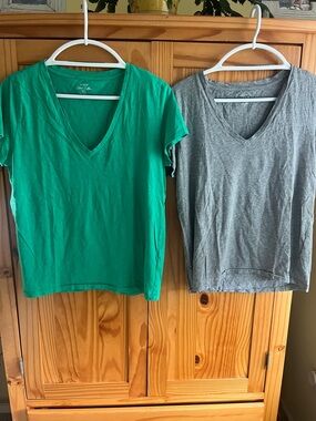 Bundle of J.Crew Slub Cotton Tee’s